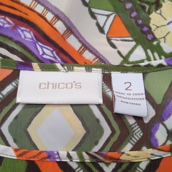 Chico's SZ 2 = Medium Multicolor Geometric Print Blouse Roll Tab Sleeve Layered - Picture 7 of 10